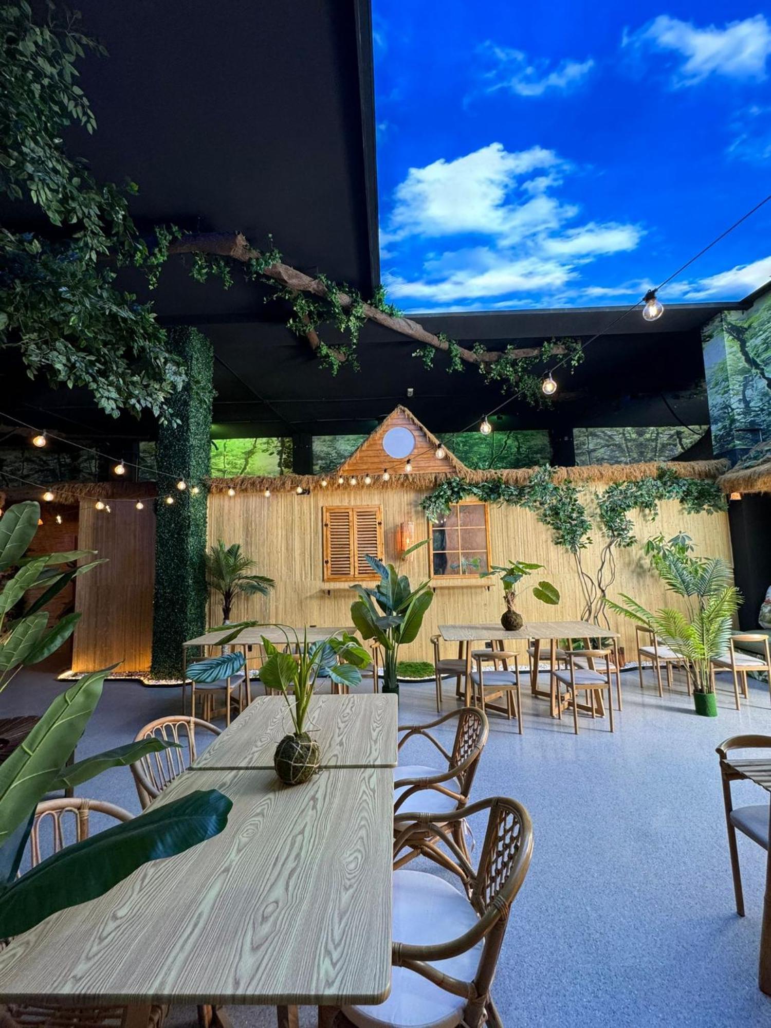 The Pod Suite Hostel Village Valencia Exterior photo